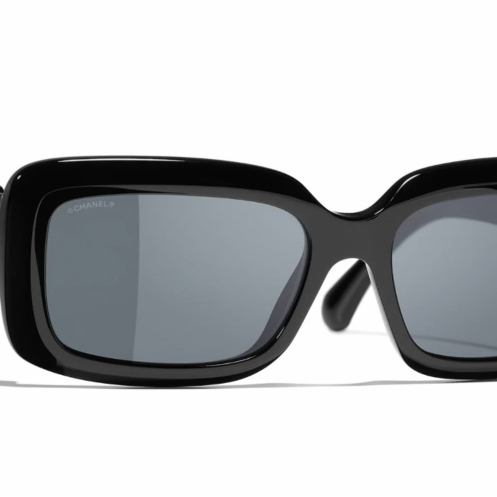 CHANEL Sunglasses